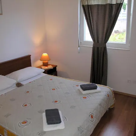 By The Sea Businci, Ciovo - 4863 Apartment Trogir